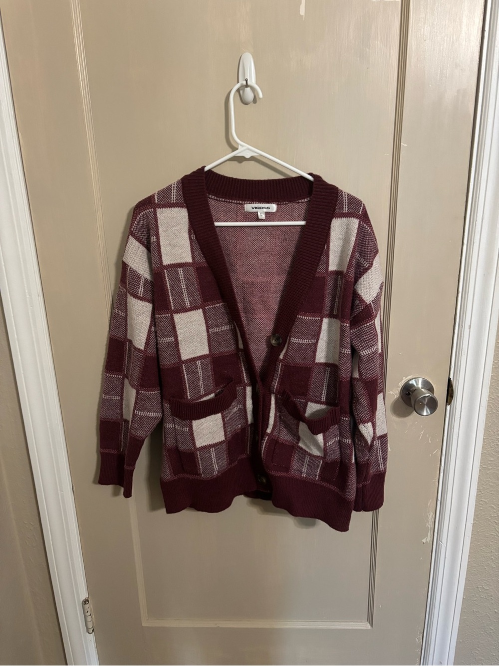 Vigoss Burgundy and Cream Checked Cardigan